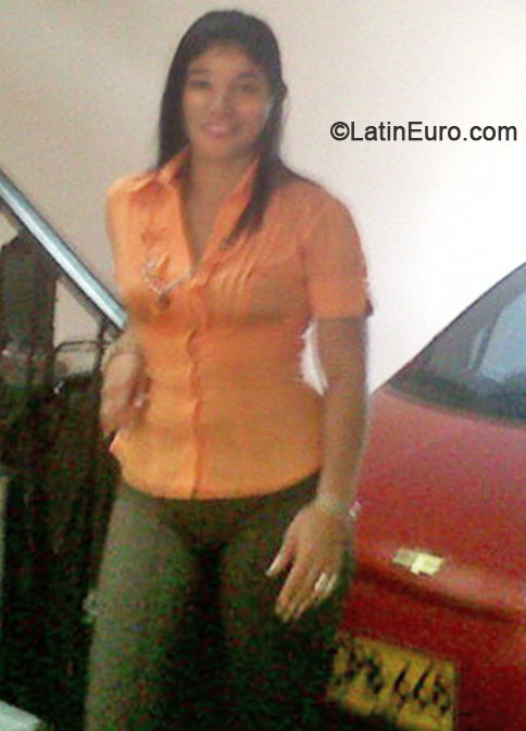 Date this cute Colombia girl Mary from Cali CO15887