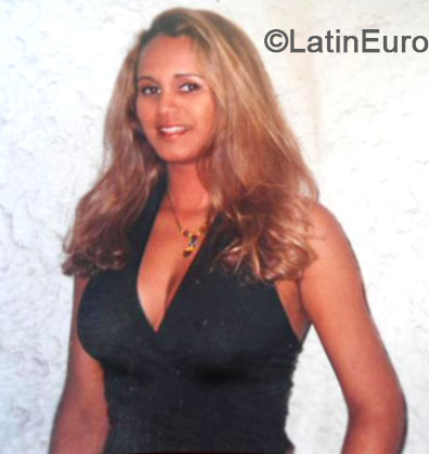 Date this foxy Brazil girl Pollyanna from SALVADOR BR8955