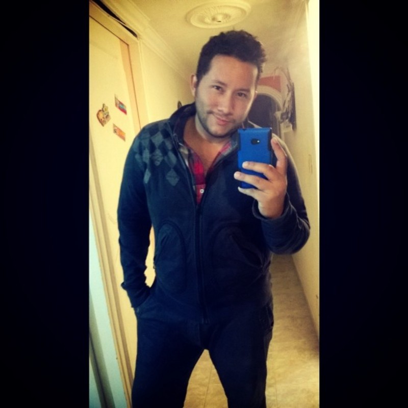 Date this young Colombia man Roland from Bucaramanga CO15897