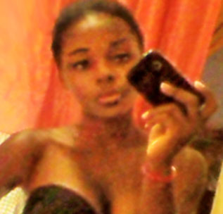 Date this voluptuous Brazil girl Thayane from Rio De Janeiro BR8958