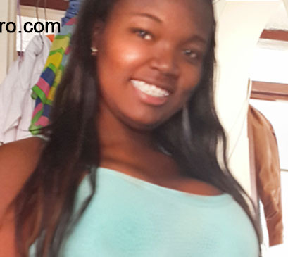 Date this happy Colombia girl Diana from Cali CO18752