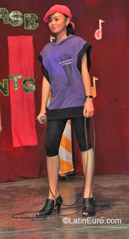 Date this attractive Philippines girl Cherry Jean from Maasin PH701