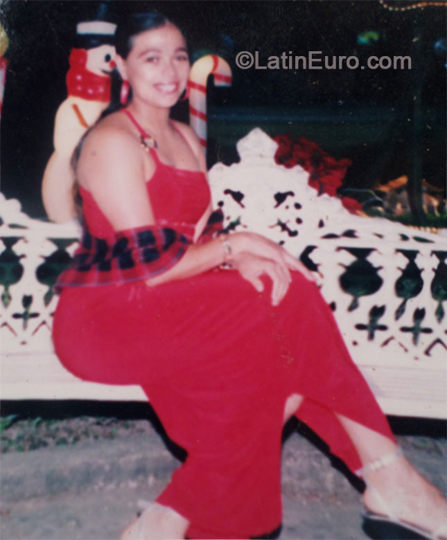 Date this athletic Honduras girl Angelica from Comayagua HN1203
