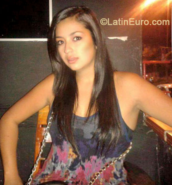 Date this young Colombia girl Ale from Manizales CO16310