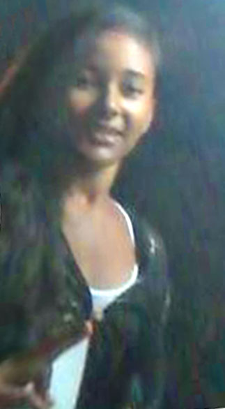 Date this funny Brazil girl Taina from Salvador BR9031