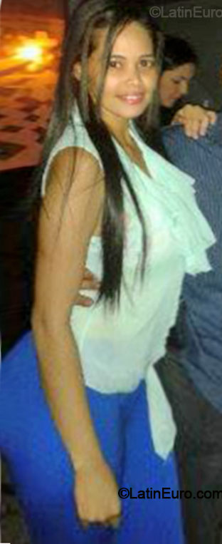 Date this fun Venezuela girl Carla from Maracaibo VE308