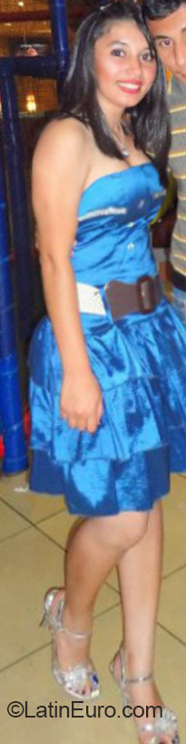 Date this nice looking Honduras girl Marisela from  HN1236