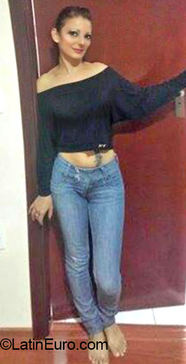 Date this hard body Brazil girl Alessandra from Sao Paulo BR9090