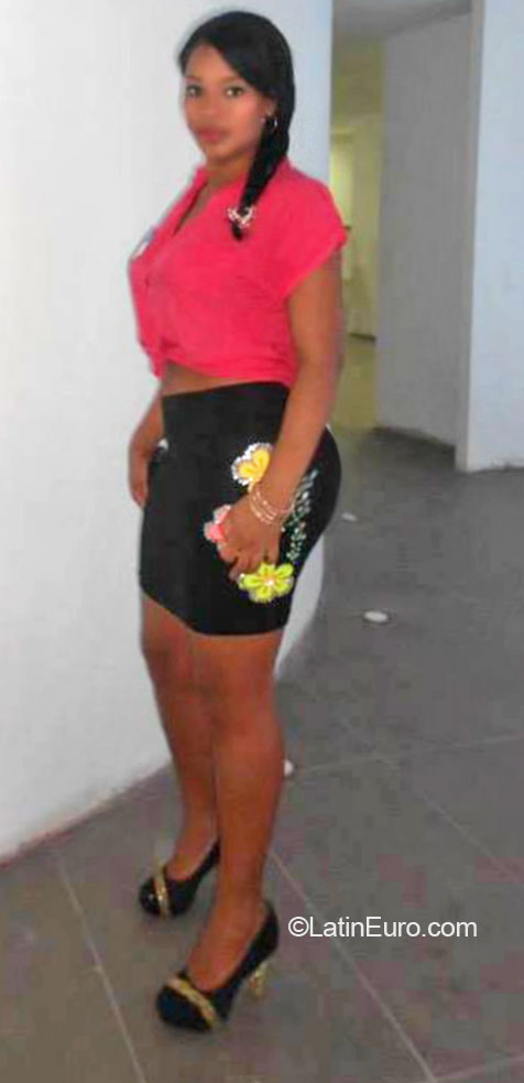 Date this charming Colombia girl Kati from Cali CO16474