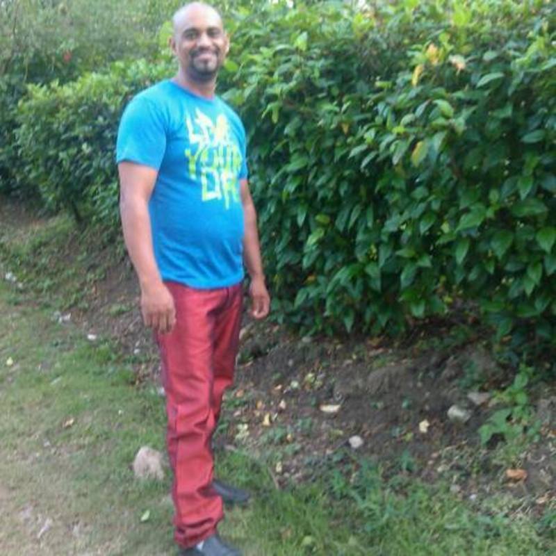 Date this good-looking Dominican Republic man Roberto from Santiago DO20378