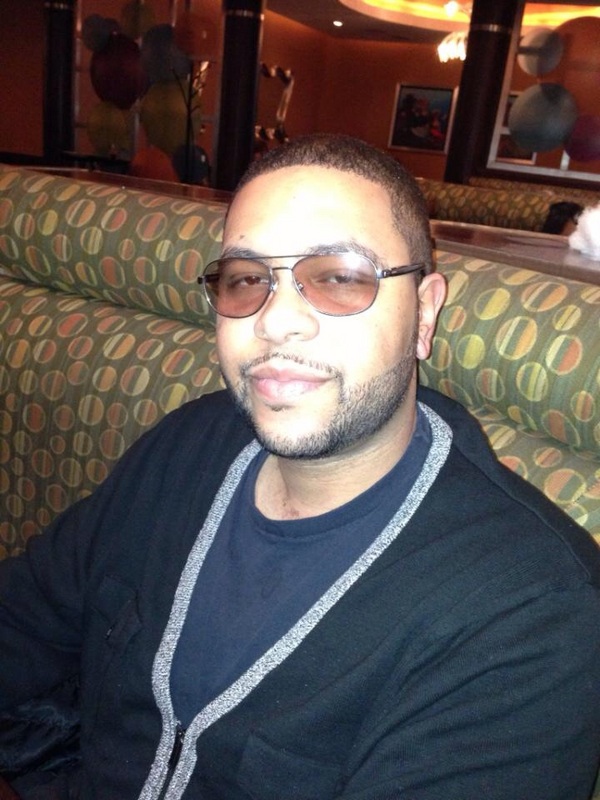 Date this nice looking United States man Jason from Redford US15629