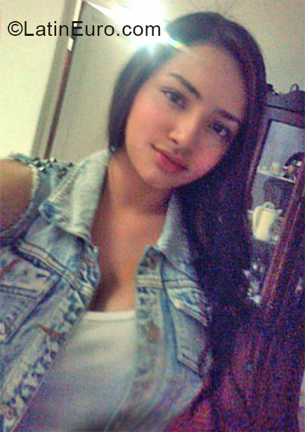 Date this tall Colombia girl Eliza from Medellin CO16584