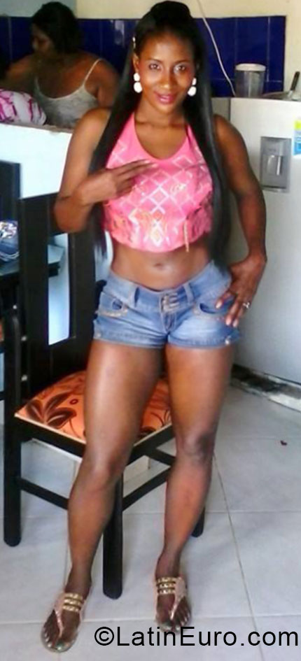 Date this funny Colombia girl Natalia from Medellin CO16587