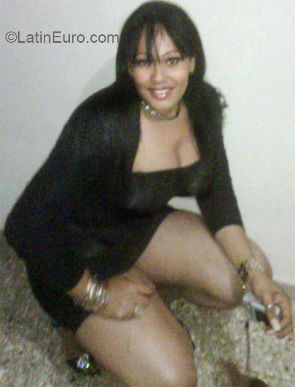 Date this delightful Dominican Republic girl Rosmery from Santiago DO20692
