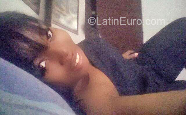 Date this beautiful Colombia girl Mari from Cali CO16623