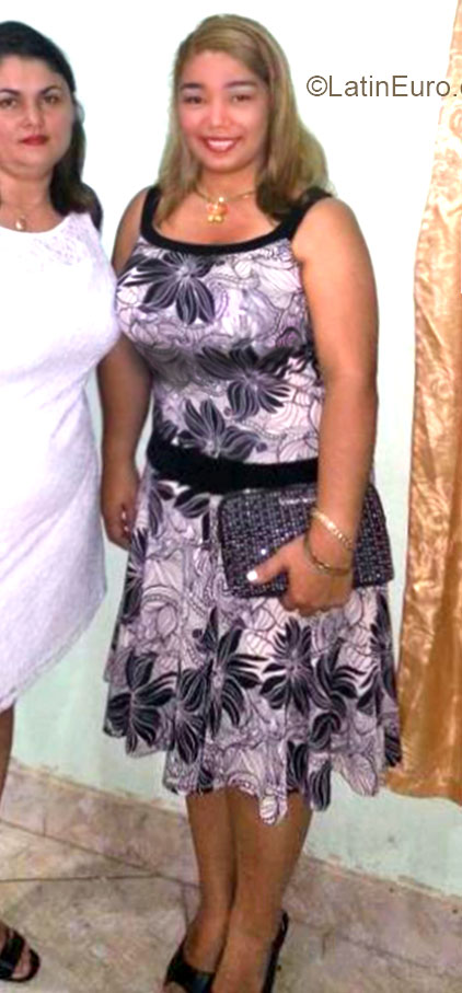 Date this stunning Panama girl Yohana from Chiriqui PA513