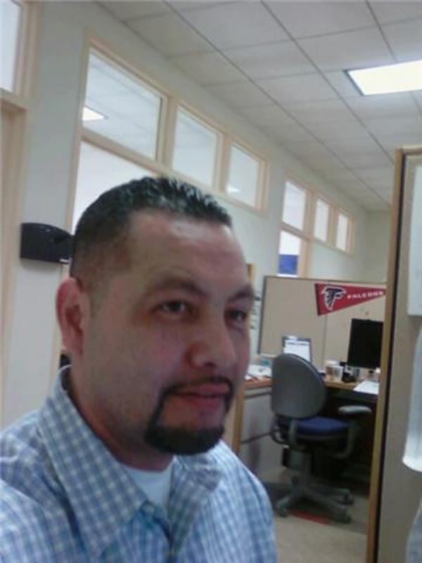 Date this young United States man Mrwest from West Los Angeles US15732