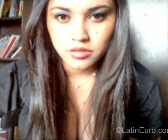 Date this sensual Colombia girl Catalina from Bogota CO16737