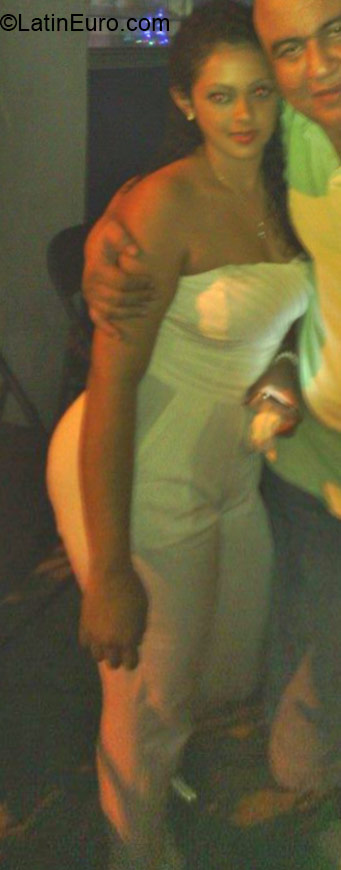 Date this hot Panama girl Yuliana from Panama City PA531