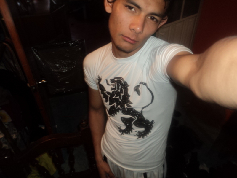 Date this sensual United States man Ricardo from Mexico US15807