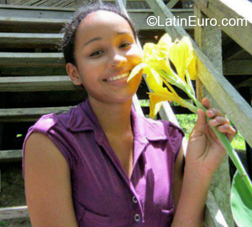 Date this passionate Colombia girl Ana Maria from Necocli CO16826