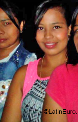 Date this gorgeous Colombia girl Gloria from Tulua CO16837