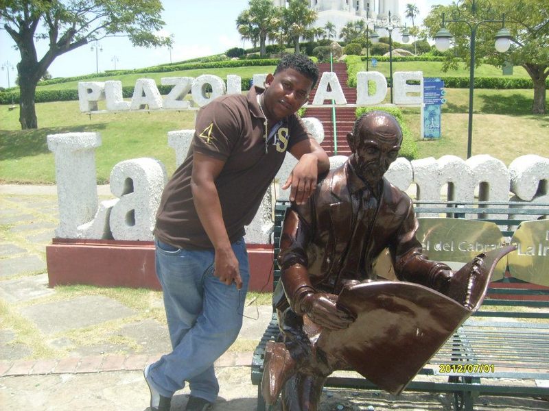 Date this passionate Dominican Republic man Robert cabrera from Santo Domingo DO21208
