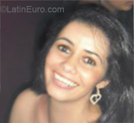 Date this sultry Brazil girl Andrea from Sao Paulo BR9204