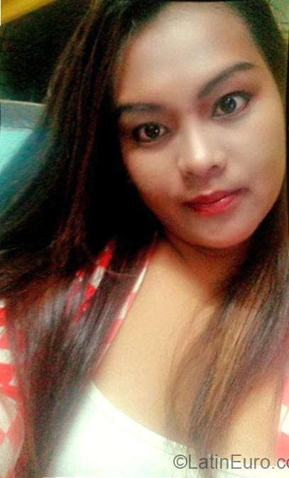 Date this nice looking Philippines girl Raquel from Ilocos Sur PH745