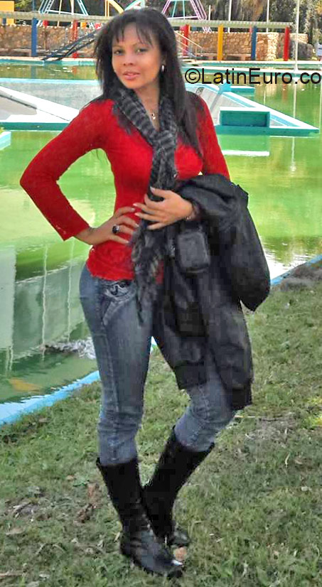 Date this young Venezuela girl Norma from Barinas VE406