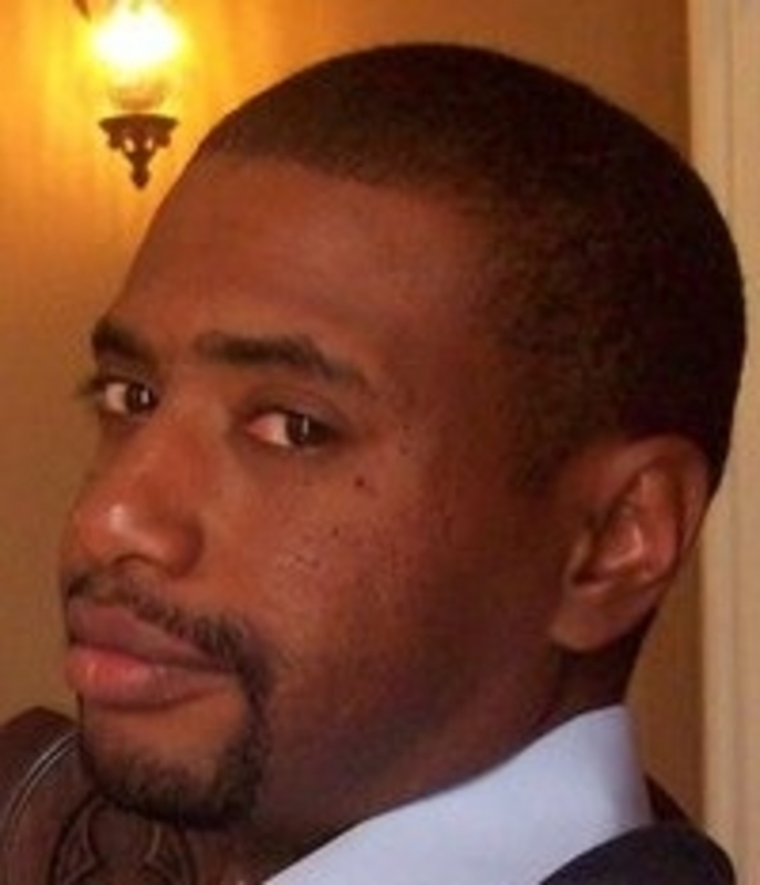 Date this hard body United States man Xwhysquared from Clinton US15897