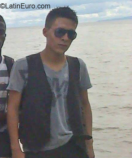 Date this sensual Colombia man Alan from Medellin CO17012