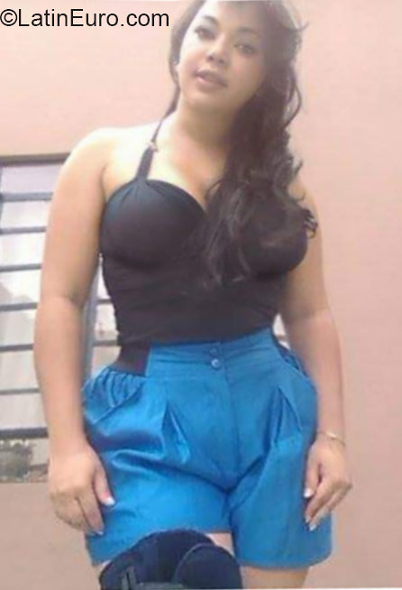 Date this funny Peru girl Marta from Lima PE1064