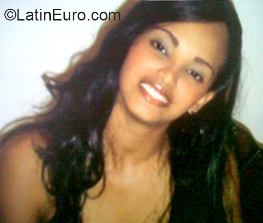 Date this gorgeous Spain girl Sobeida from Madrid ES308