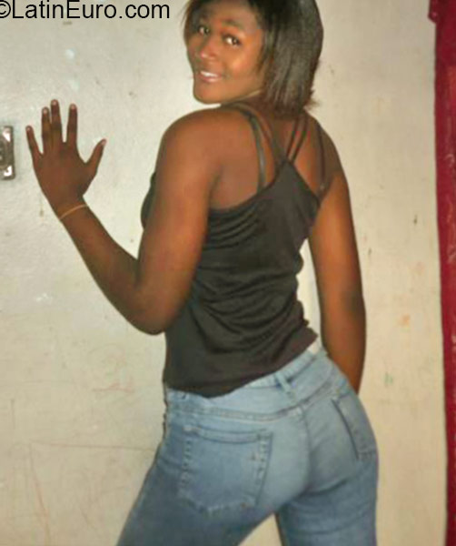 Date this beautiful Jamaica girl Zaporiah from Kingston JM1978
