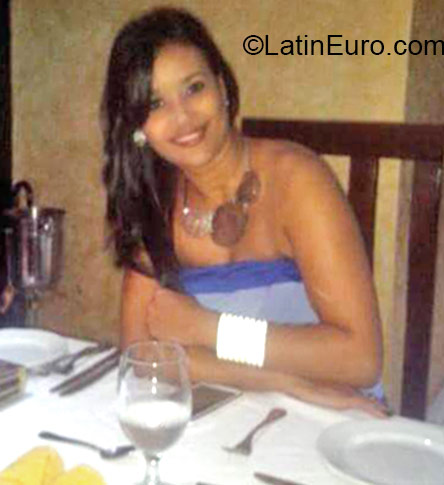 Date this beautiful Honduras girl Karen from La Ceiba HN1483