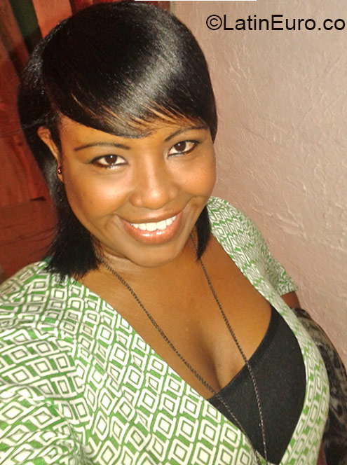 Date this cute Panama girl Batzibel from Colon PA574