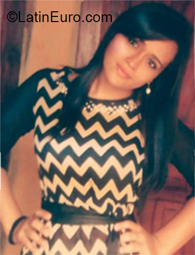 Date this georgeous Honduras girl Mileidy from El Progreso HN1487