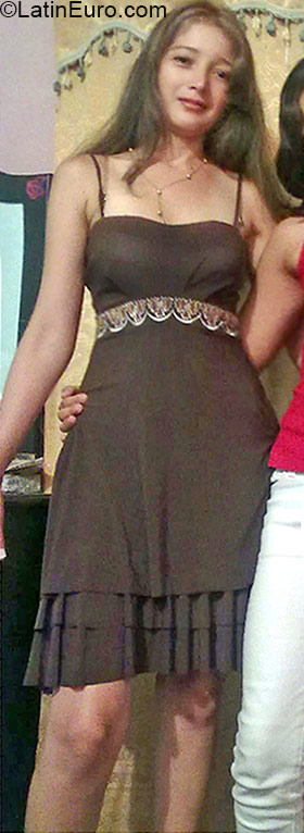 Date this georgeous Colombia girl Milena from Cali CO17178