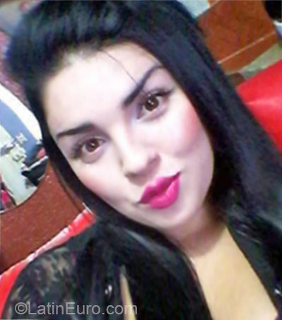 Date this hard body Colombia girl Katherine from Medellin CO17182
