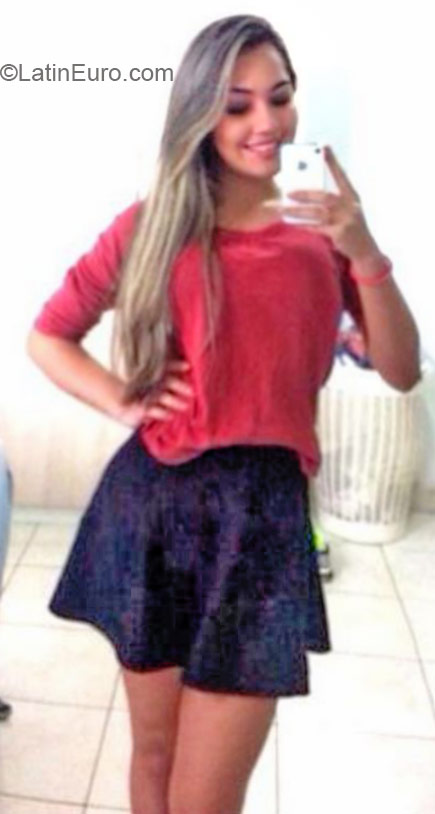 Date this sensual Brazil girl MariaJulia from Manaus BR9299