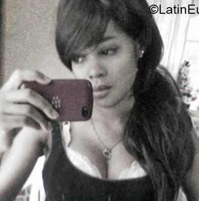 Date this lovely Jamaica girl Sherika2040 from Jamaica JM2012