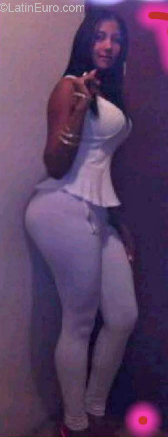 Date this passionate Dominican Republic girl Yokasta Rossany from La Romana DO21894