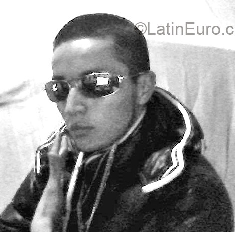 Date this attractive Colombia man Armando from Bogota CO17314