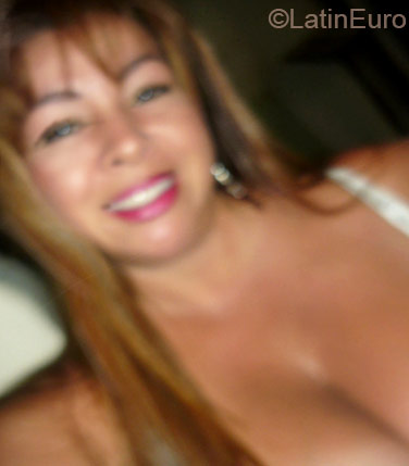 Date this lovely Colombia girl Alejandra from Medellin CO17327