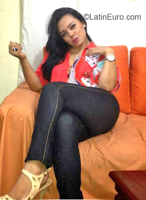 Date this foxy Ecuador girl Amandita from Guayaquil EC180