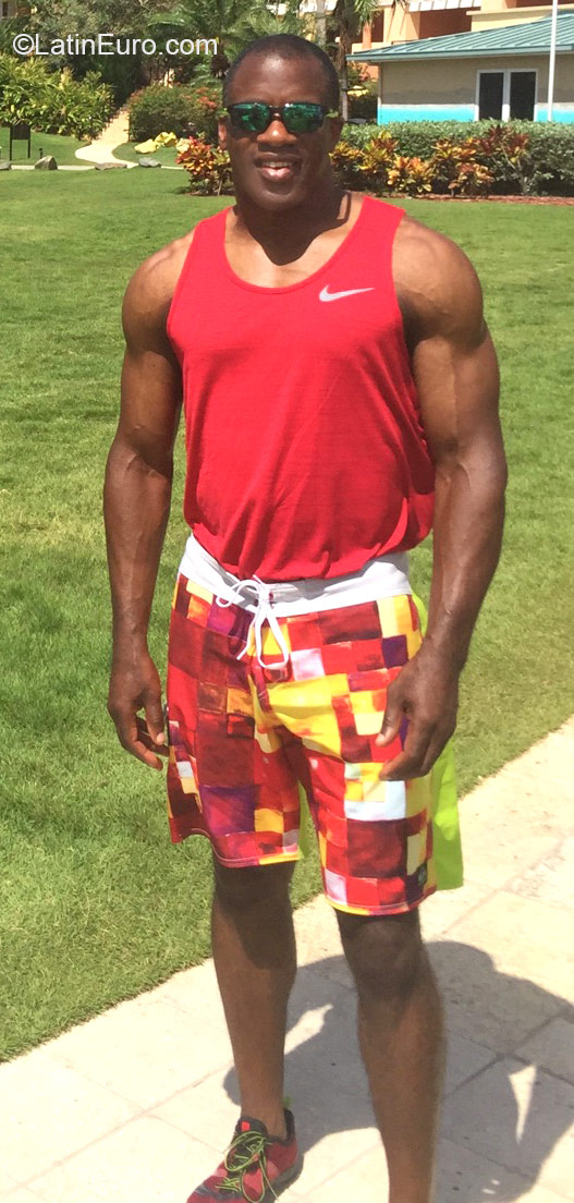Date this attractive United States man Brunohusker from Alexandria US16095