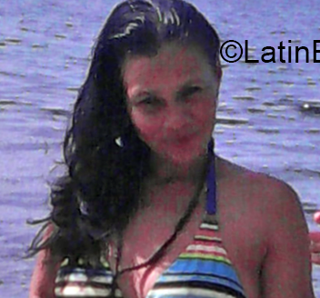Date this stunning Honduras girl Nohemie from La Ceiba HN1520