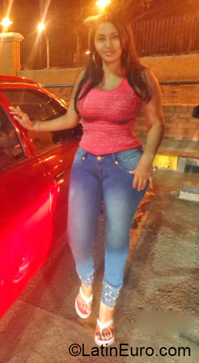 Date this gorgeous Colombia girl Shirley from Cali CO17462