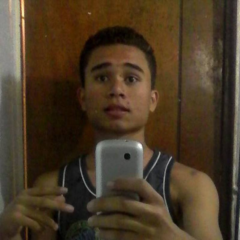 Date this voluptuous Colombia man Jose4585 from Colombia CO17470